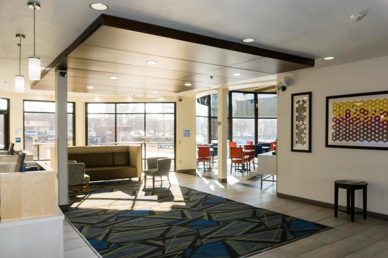 Holiday Inn Express - Columbus Downtown By Ihg Экстерьер фото
